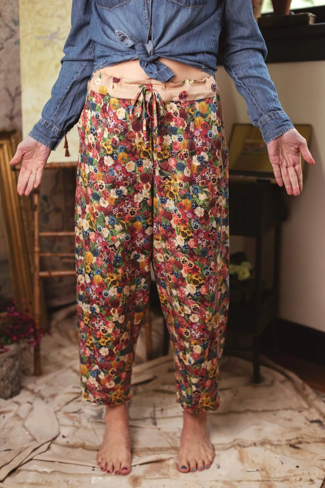 Art of Life Linen Cropped Artist Pant with Boho Floral Print