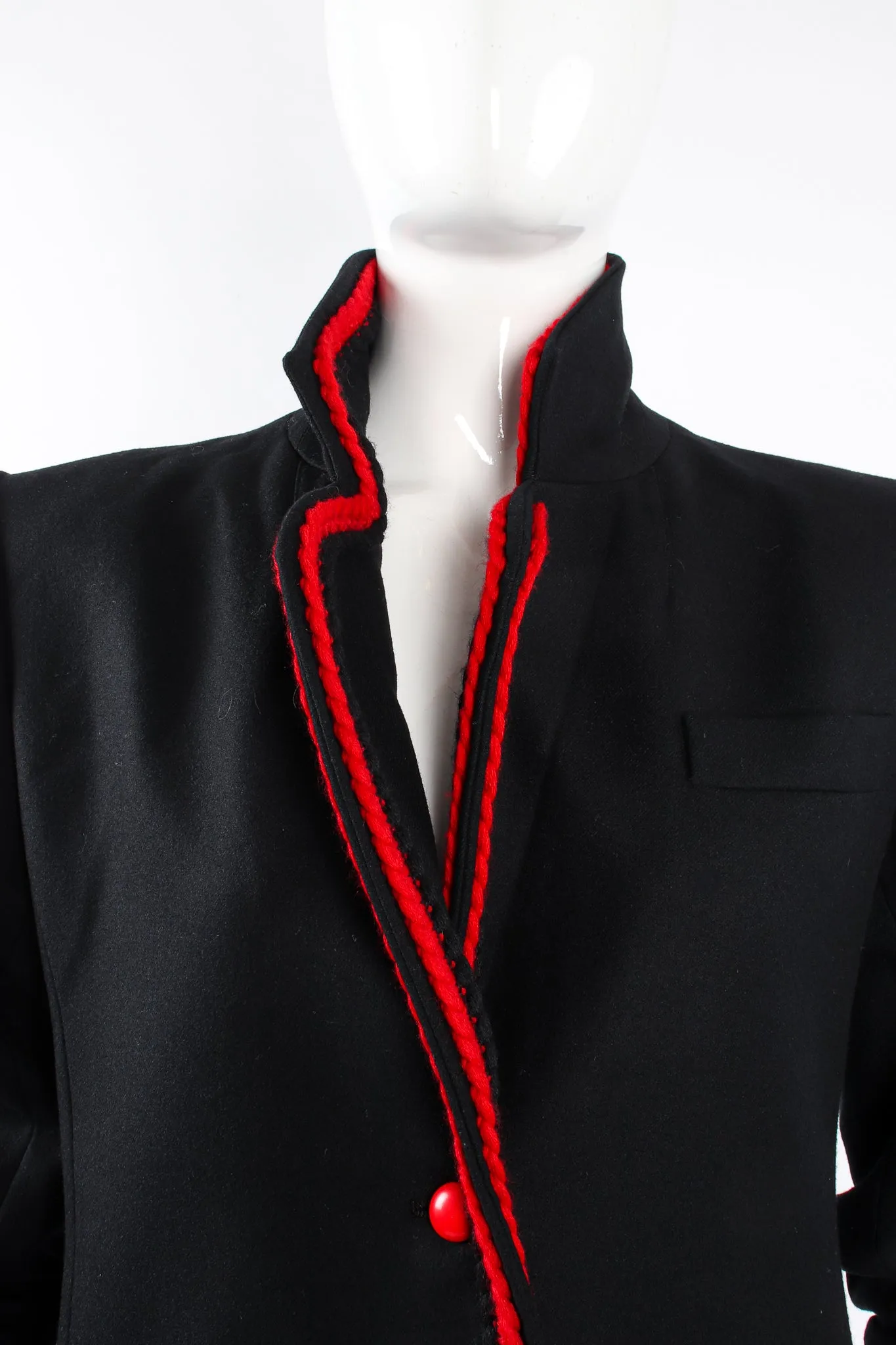 Braided Yarn Tipped Blazer