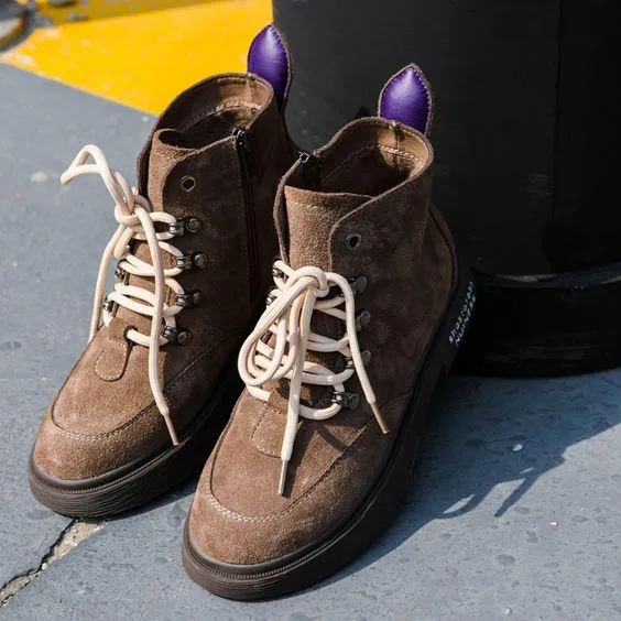 British Trend Boots