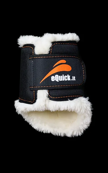 eTraining Fluffy Hind Boots