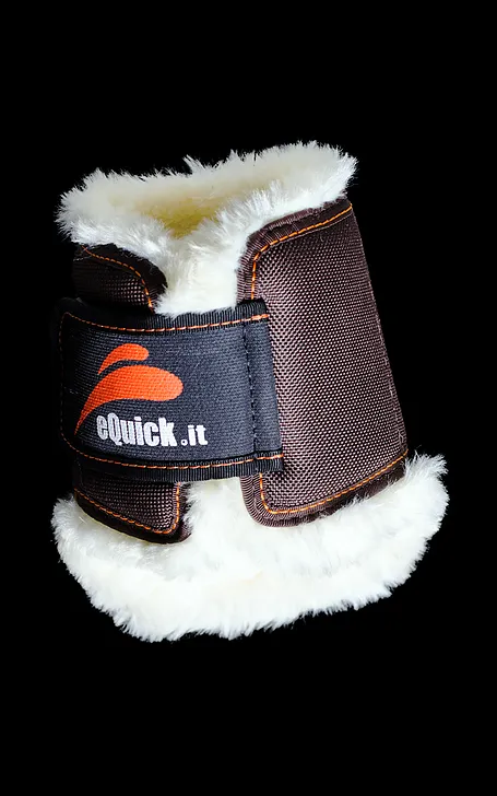 eTraining Fluffy Hind Boots