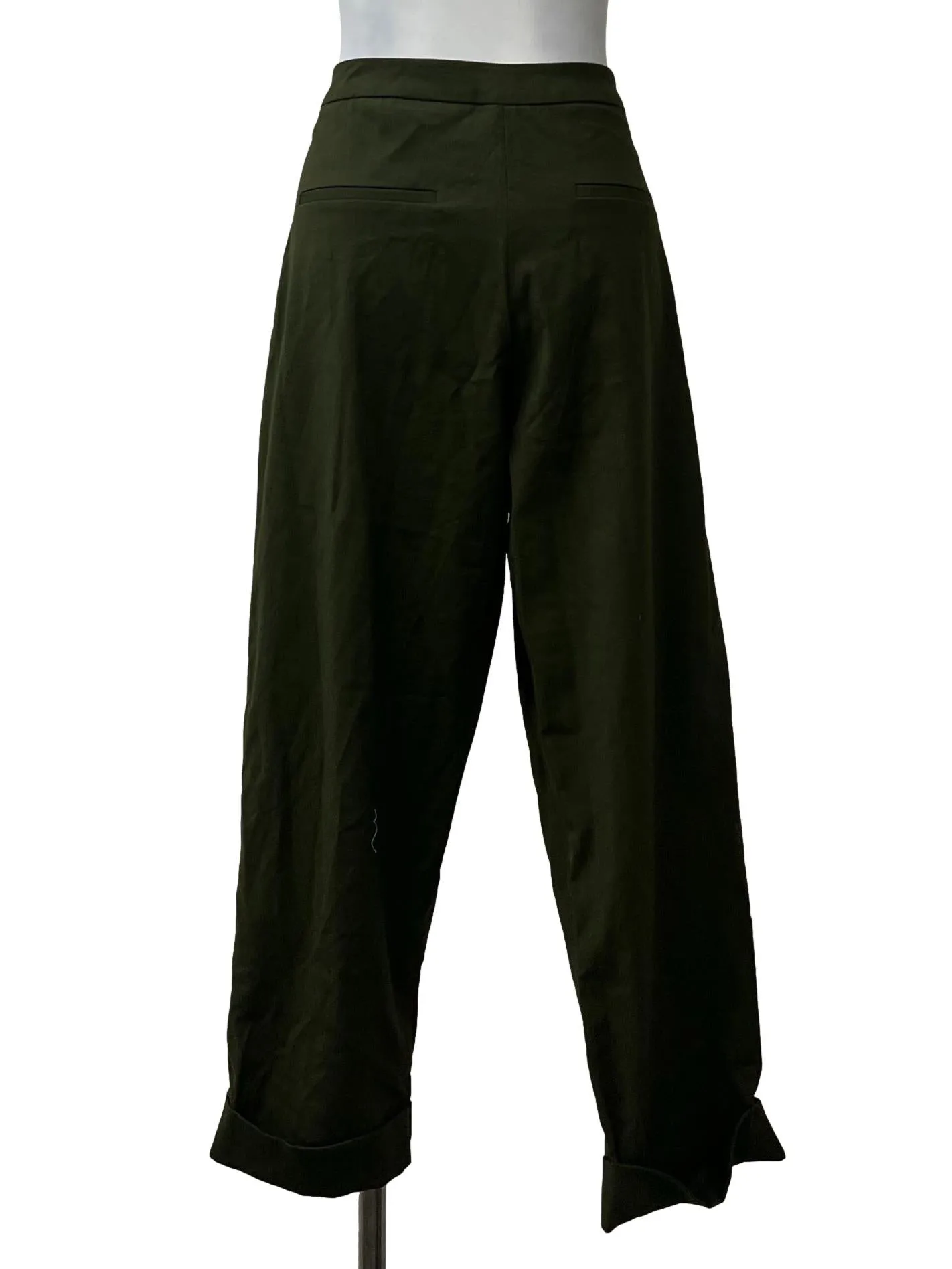 Forest Green Cropped Pants IGC
