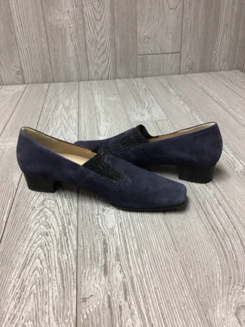 Hassia Loafers Size 9