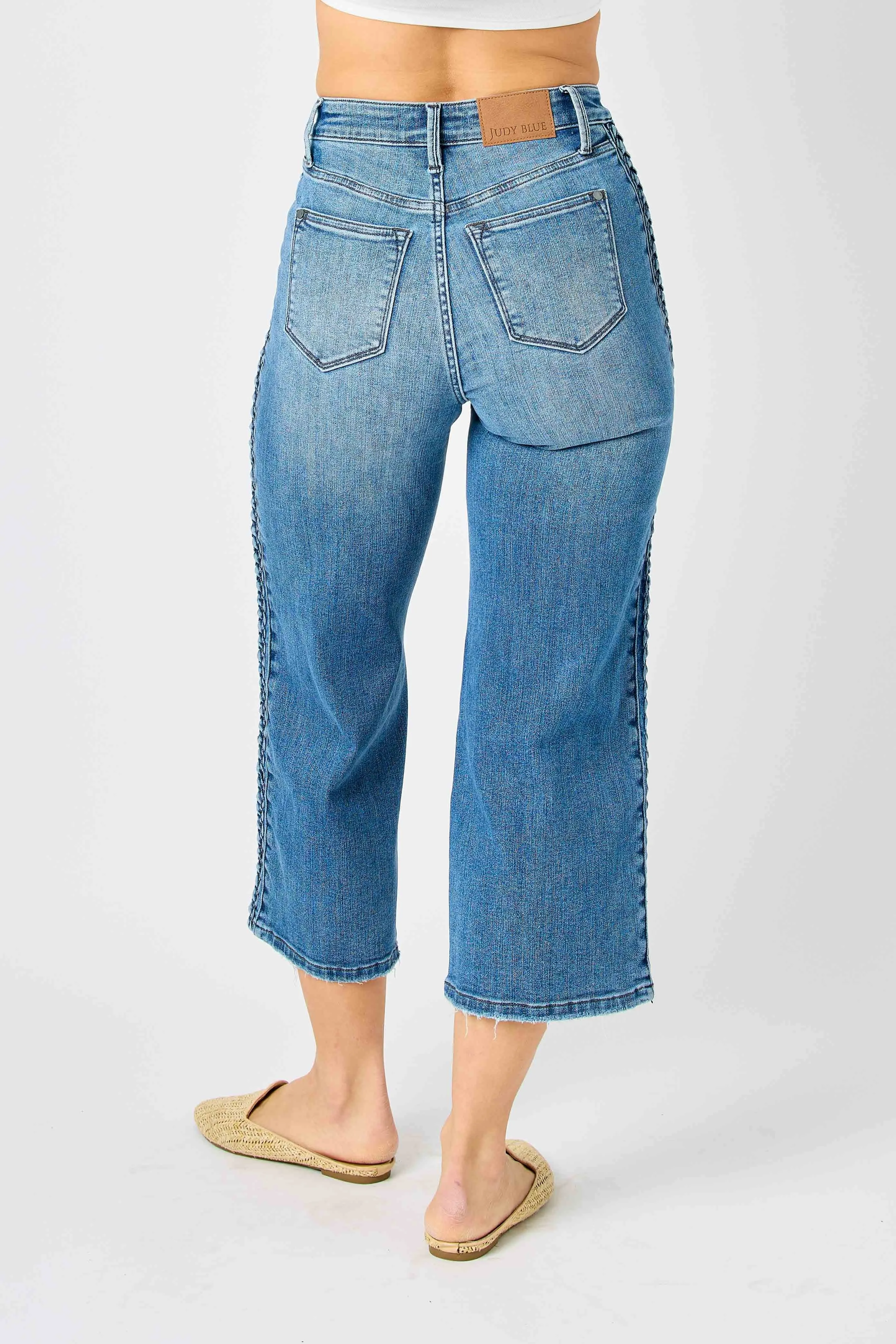 Judy Blue Braided Capri