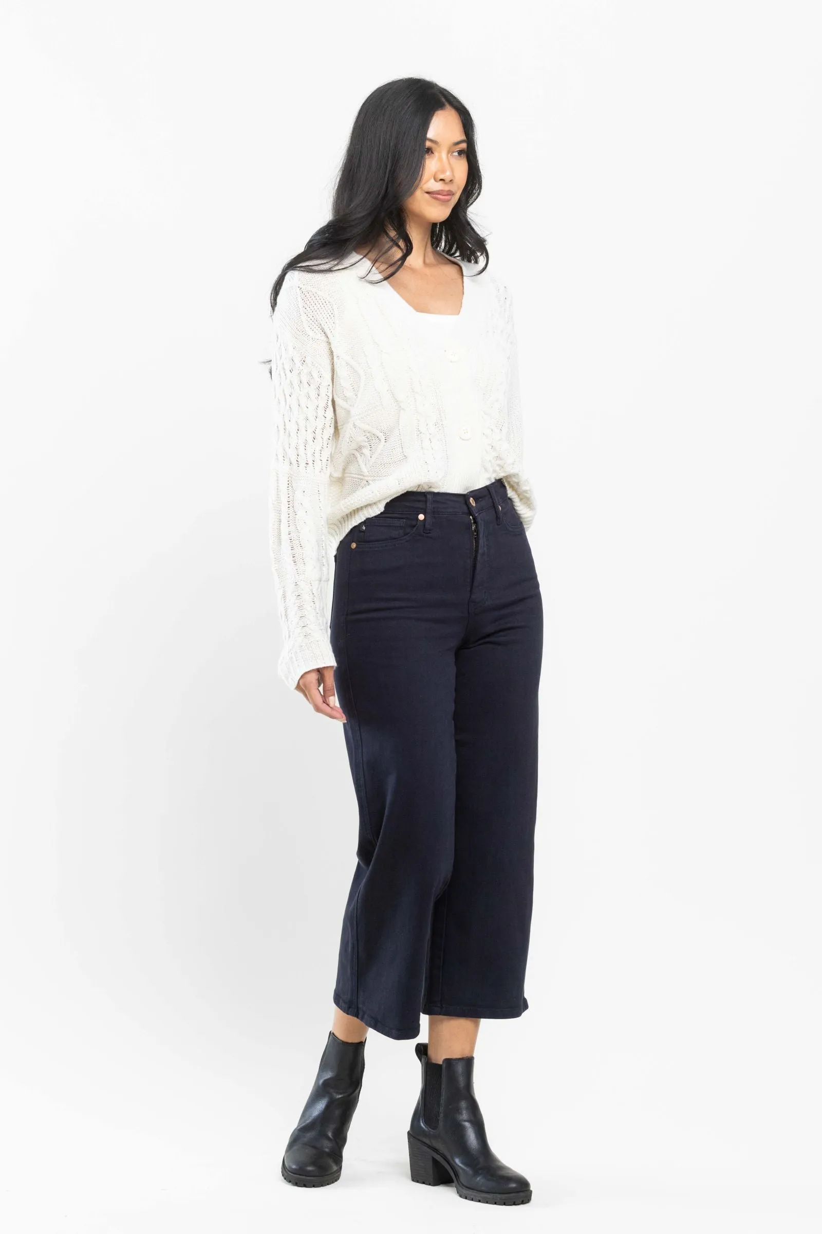 Judy Blue || Grace High Waist Tummy Control Wide Leg Crop in Navy