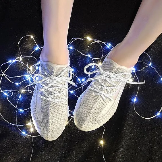 New Stylish Starry Flexible Sneaker Shoes