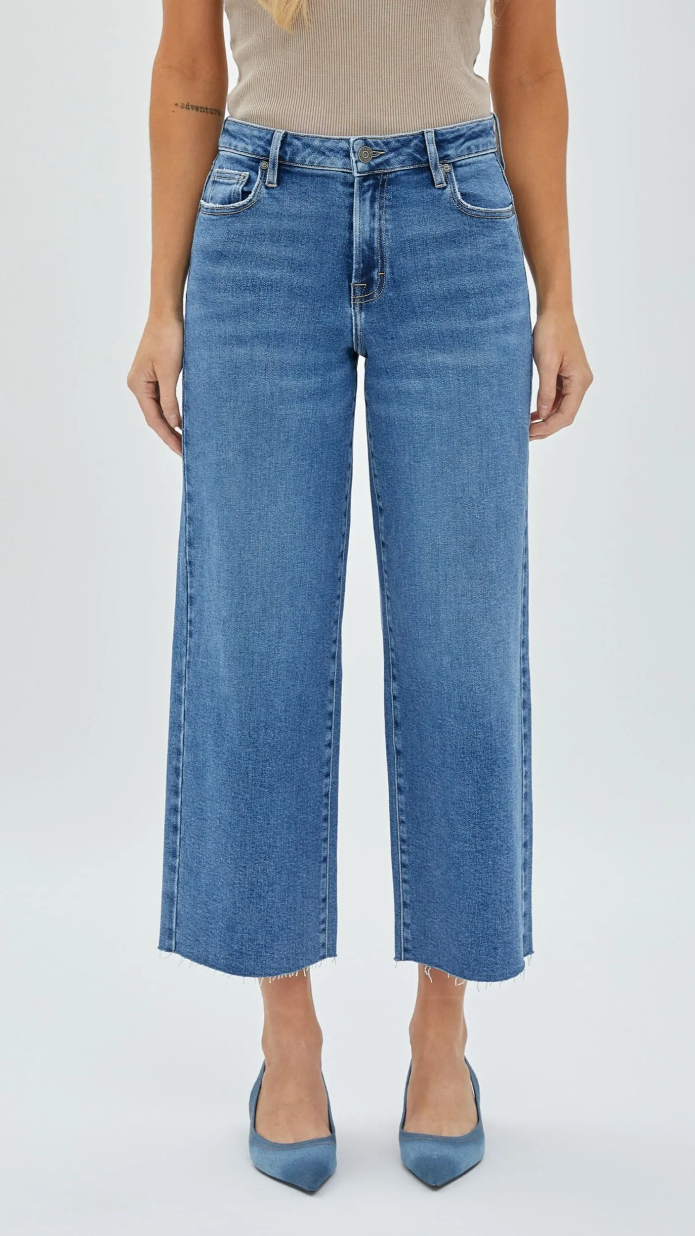 NORI HIGH WAIST CROP