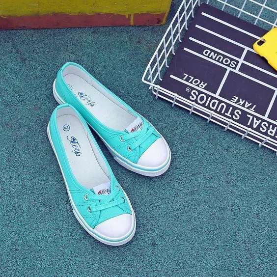 Shallow Canvas Shoes