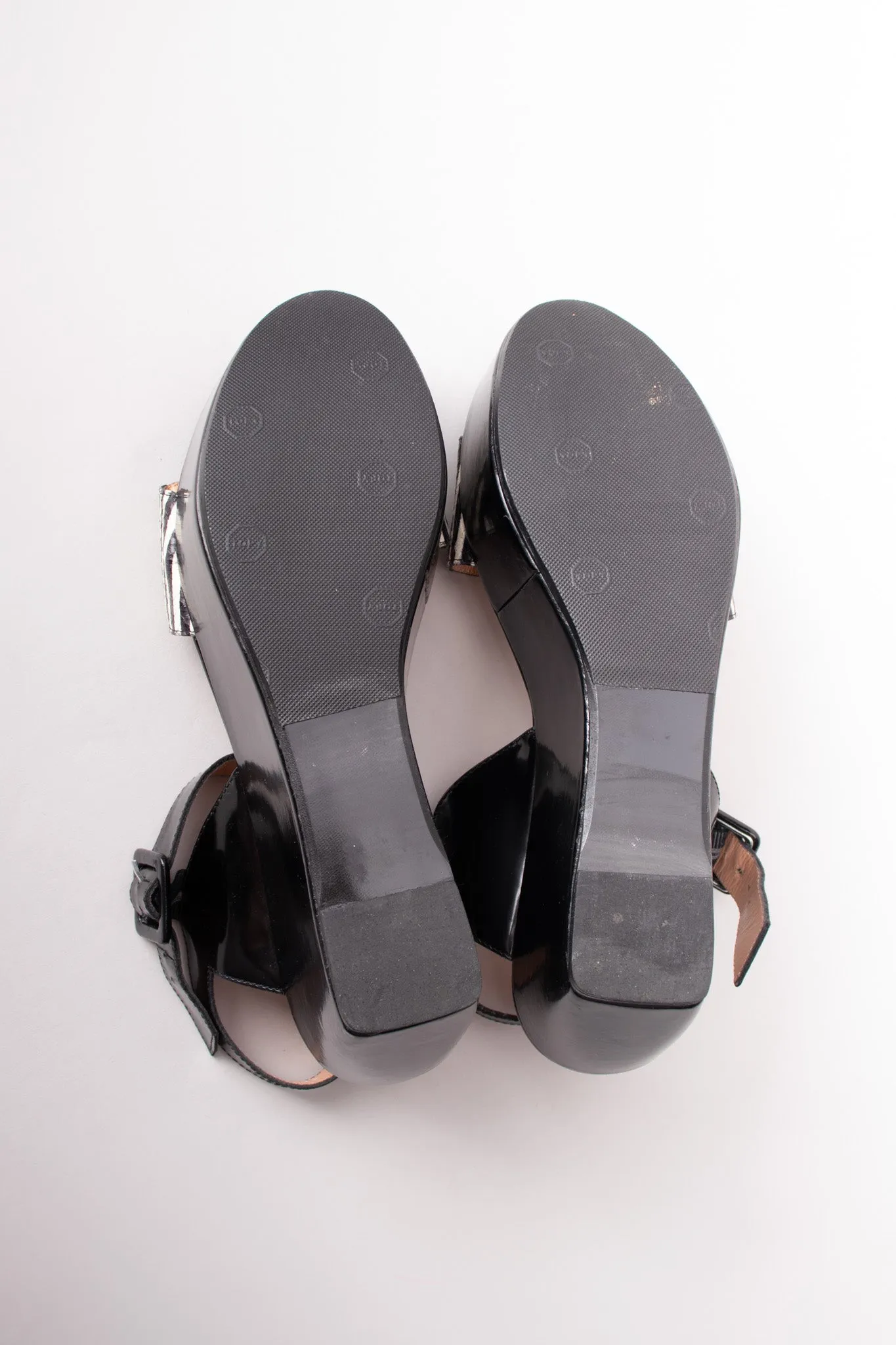 Striped Snake Flatform Sandals