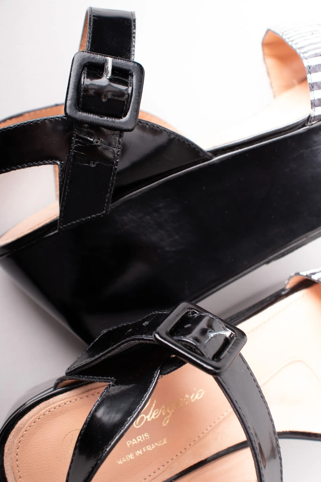 Striped Snake Flatform Sandals