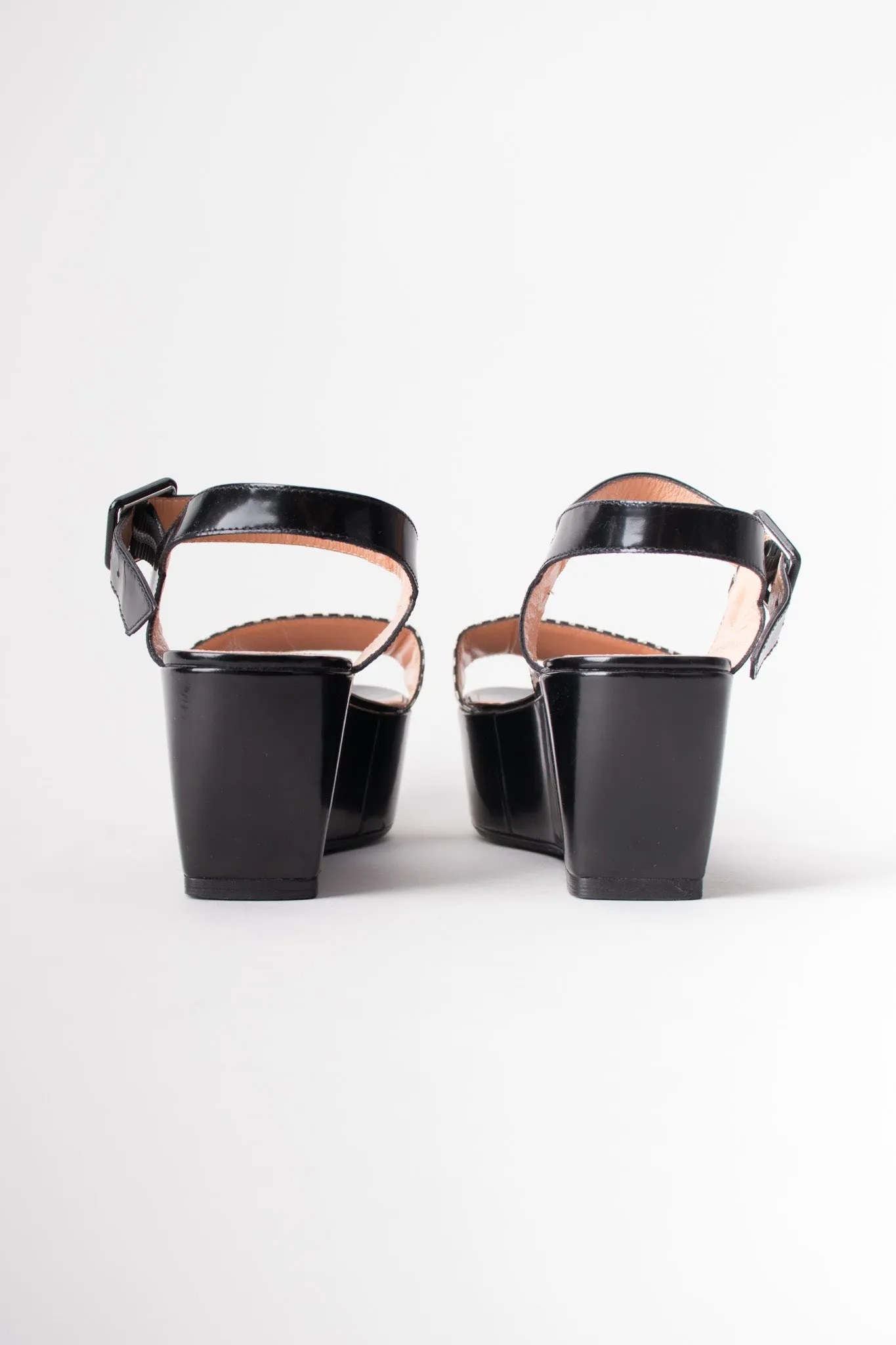 Striped Snake Flatform Sandals