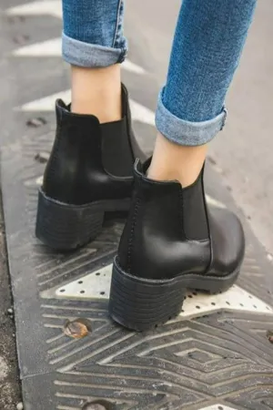 Tamara Black Chelsea Boots