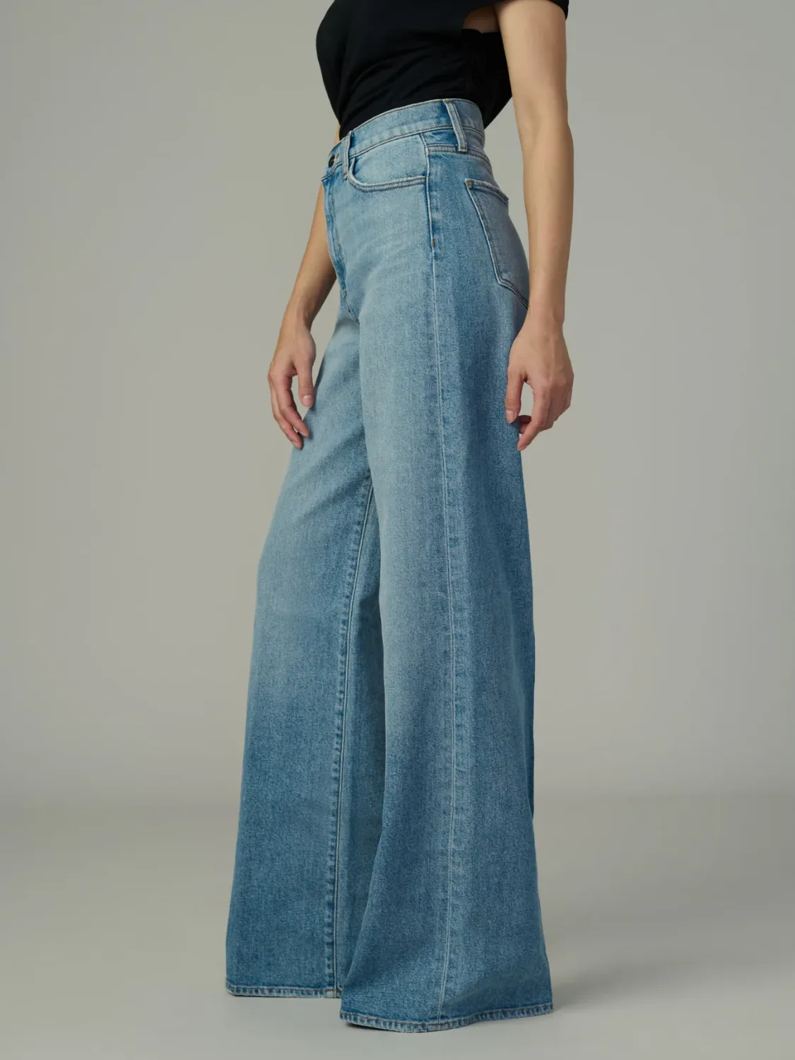 The Mia Petite Wide Leg Denim