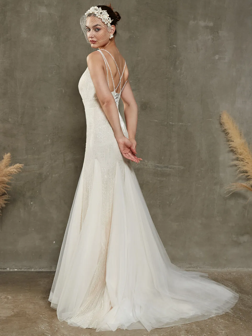 V-Neck Sleeveless Open Back Tulle Sparkling Wedding Dress With Train