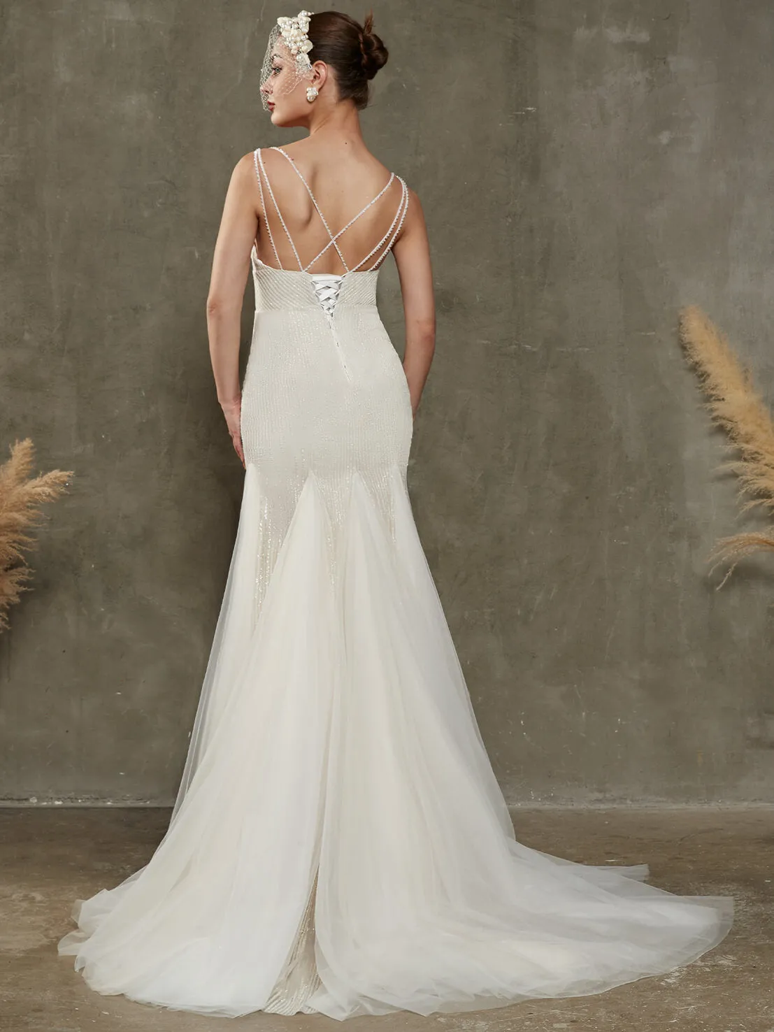 V-Neck Sleeveless Open Back Tulle Sparkling Wedding Dress With Train