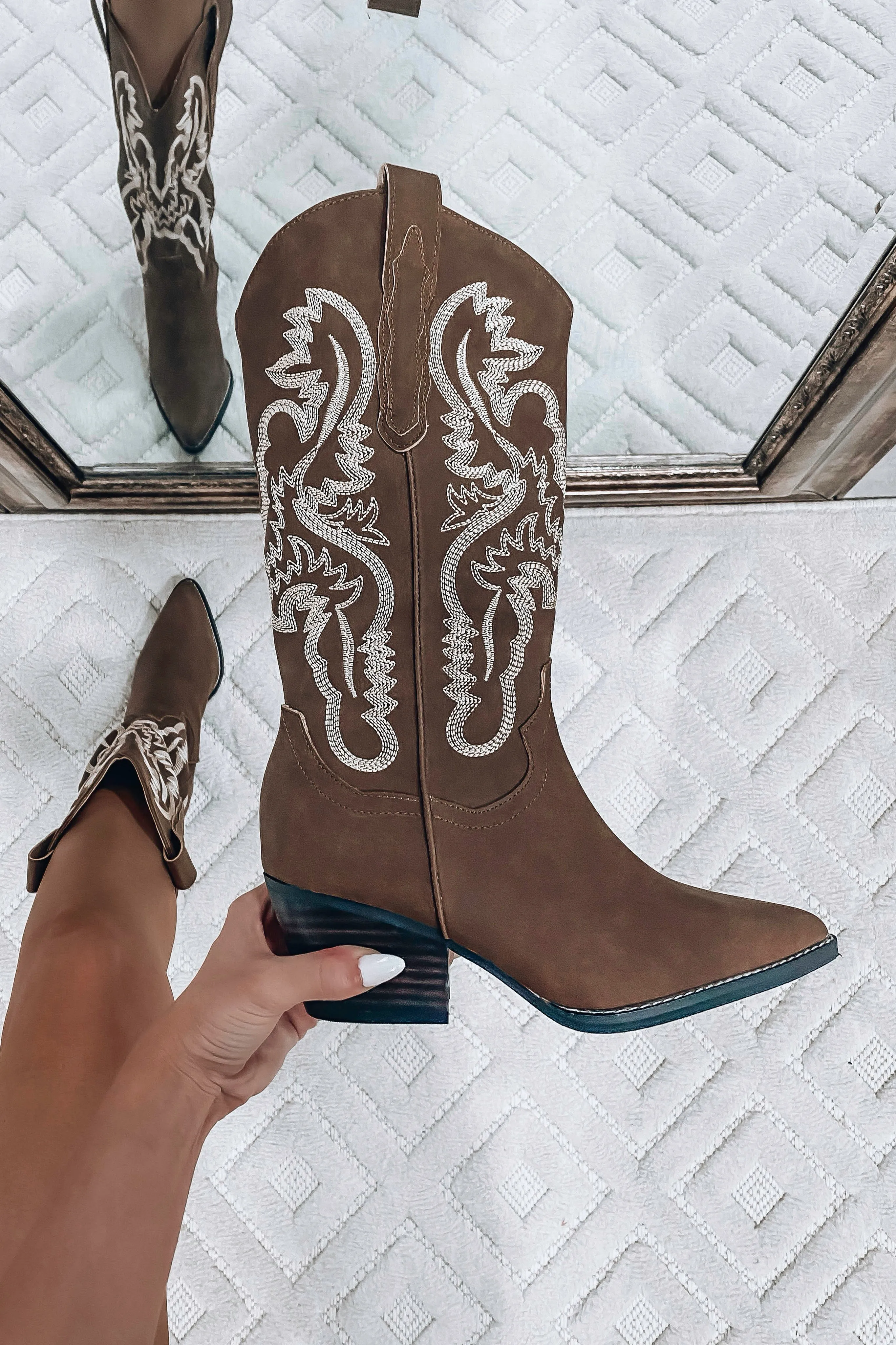Valley Vintage Suede Boots -Cocoa
