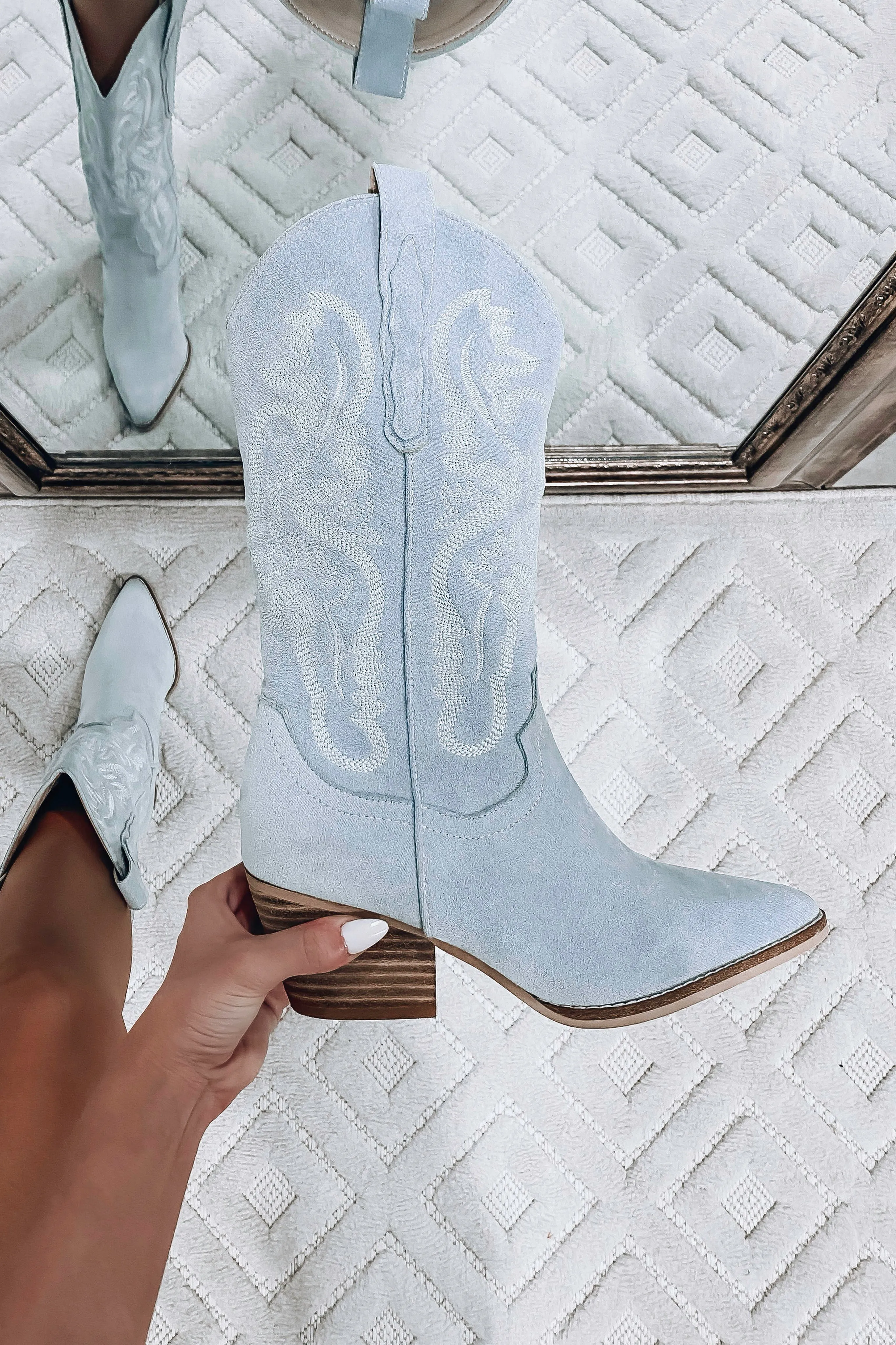 Valley Vintage Suede Boots -Light Blue