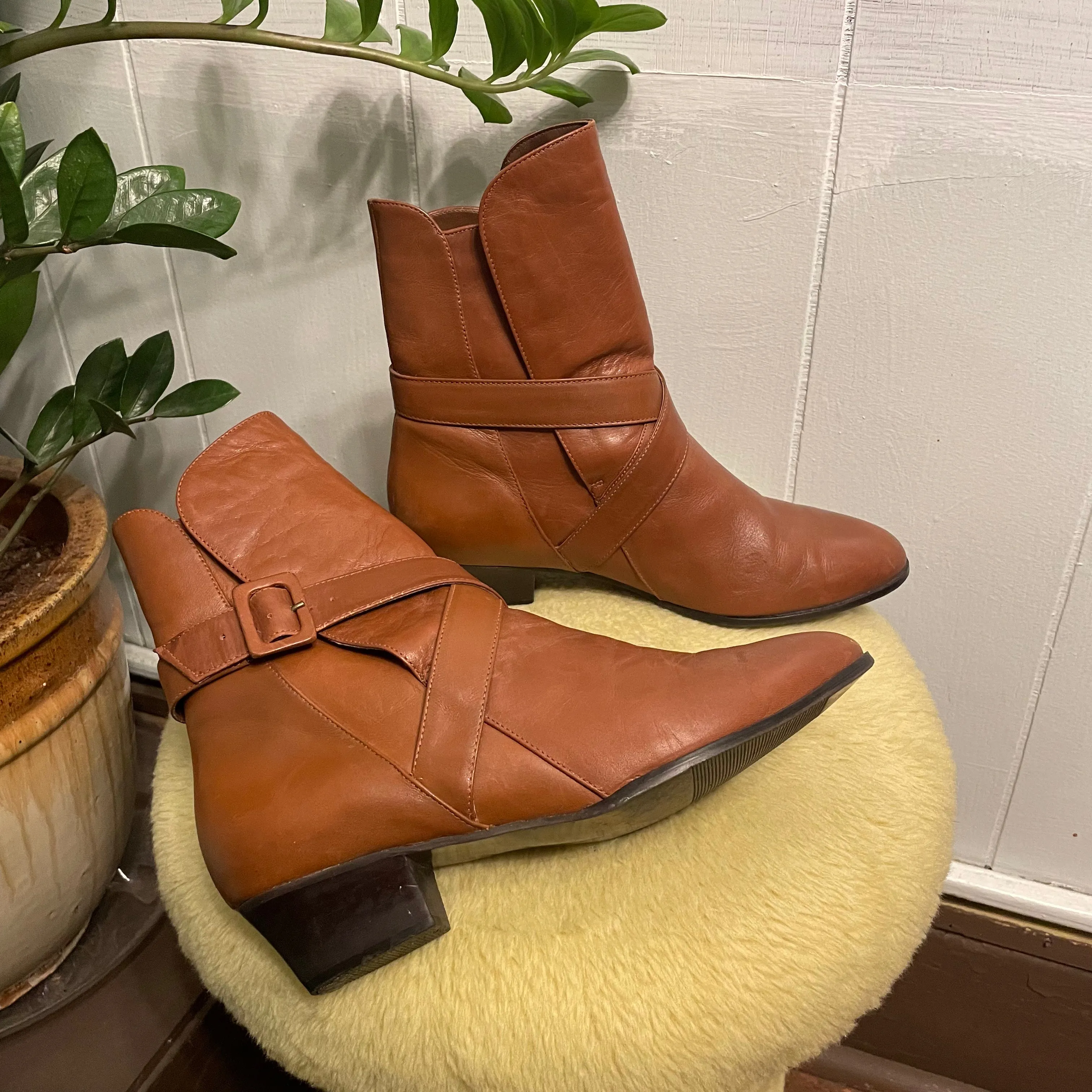 Vintage Selby brown leather buckle boots size 8 (HT23117)