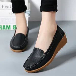 Women Flats Fashion 4.5 CM Heels Women Genuine Leather Shoes Plus Size Moccasins Woman Shoes Casual Slip On Nurse Women Loafers