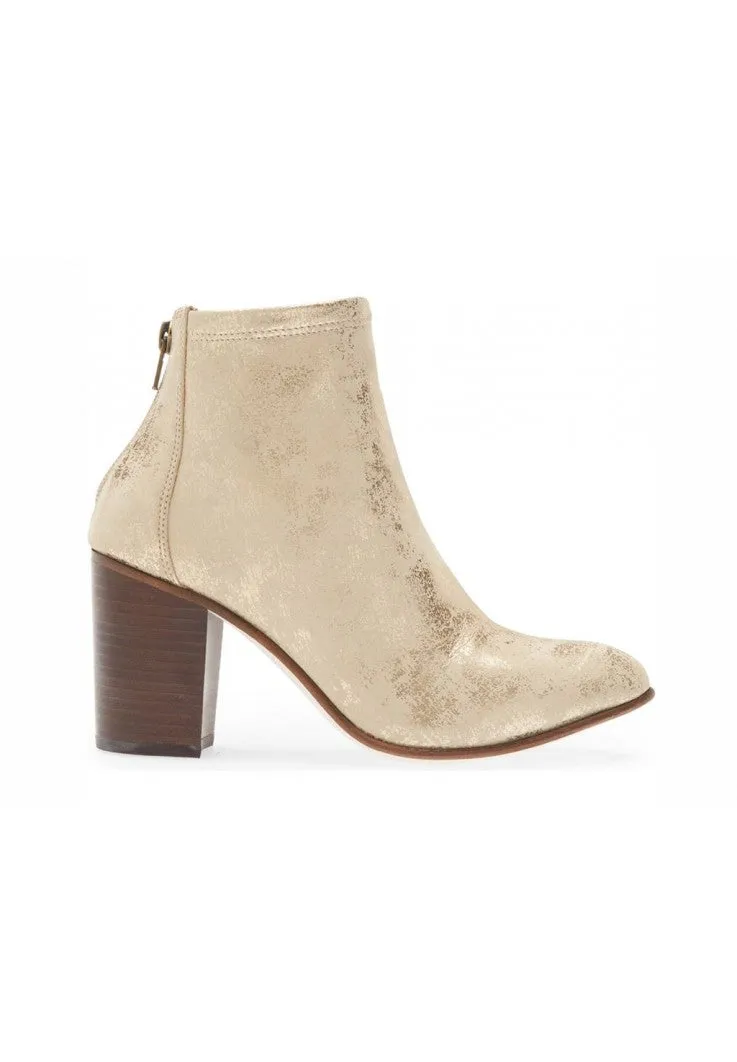 WOMEN'S CHOCOLAT BLU BOSTON GOLD BOOTIE