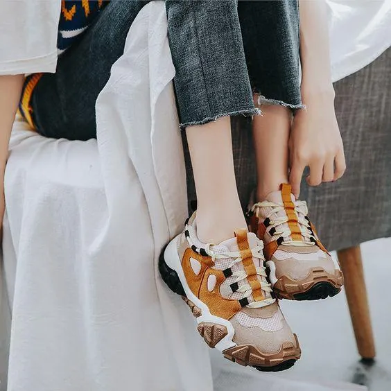 Women's Retro Comfortable Sneaker Shoes