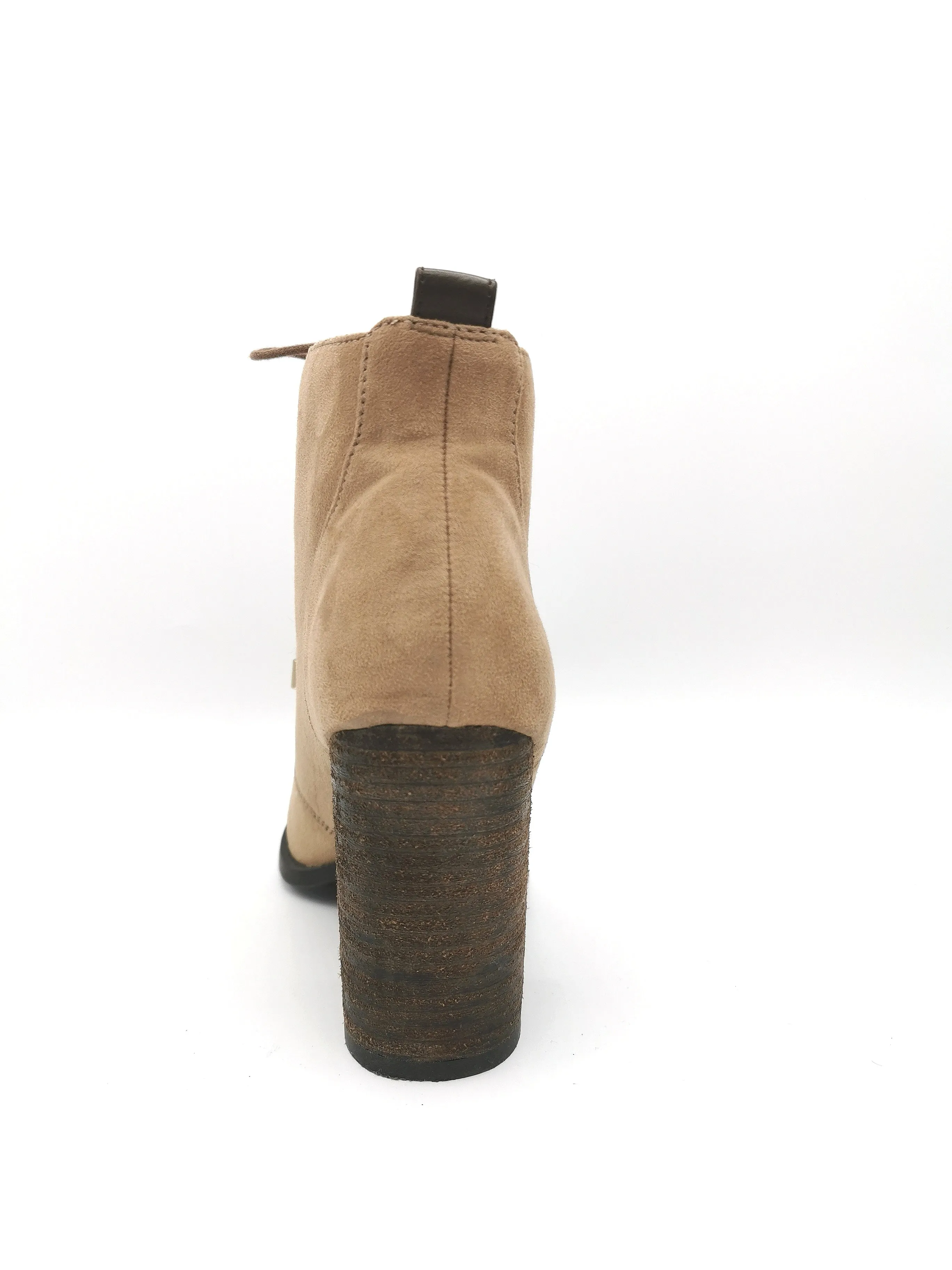 WOMENS SIZE 8 - Call it SPRING, Soft Tan, Ankle Boho Style, Lace-up Ankle Boots NWOT B23
